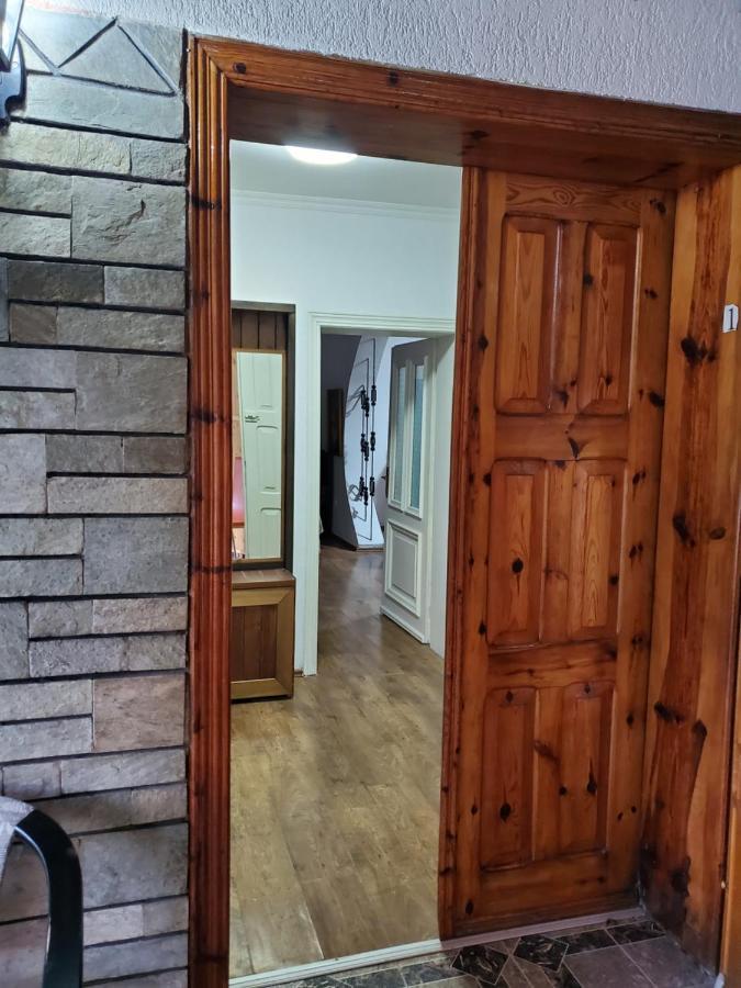 Unique Traditional House, Hosted By J&G Tirana Exterior foto
